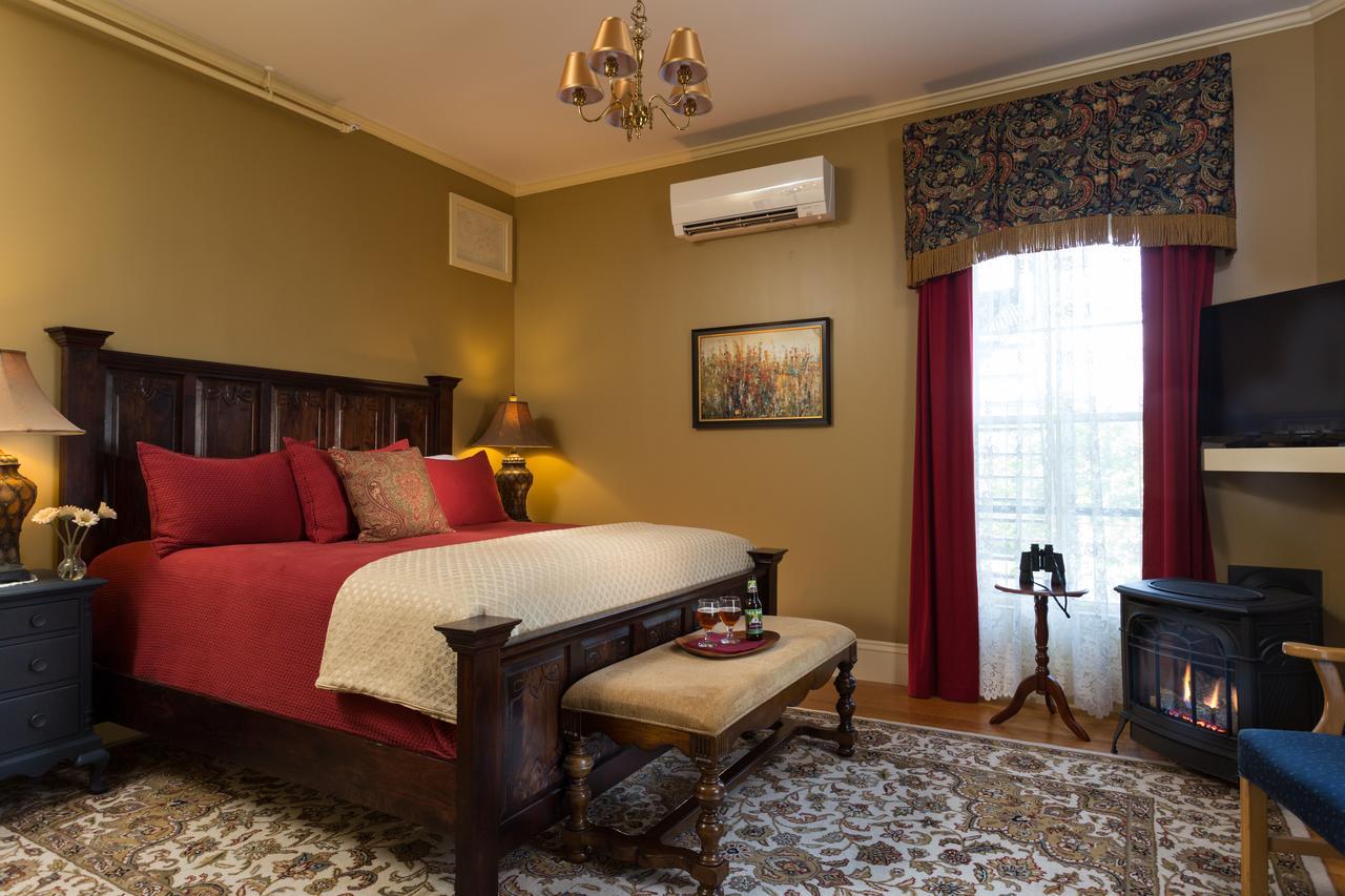 Rockland Talbot House Bed & Breakfast ภายนอก รูปภาพ