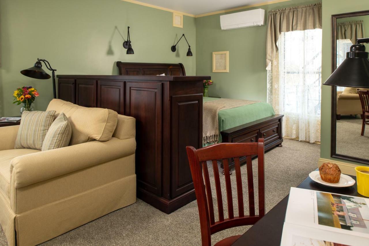 Rockland Talbot House Bed & Breakfast ภายนอก รูปภาพ